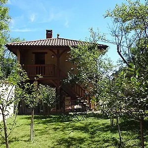 https://la-minauderie.hotels-rhonealpes.com